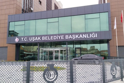 CHP'li Uşak ve Marmaris belediyelerine operasyon: 24 kişi gözaltında