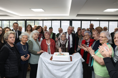 Başkan Şadi Özdmir’den Nilüfer huzurevlerinde sıcak buluşma