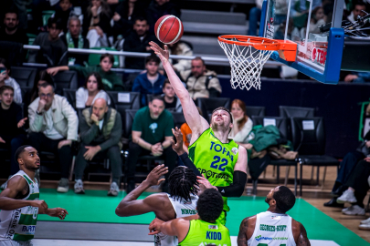 TOFAŞ Basketbol Anadolu Efes deplasmanında zafer peşinde
