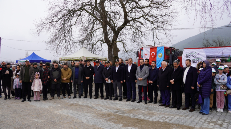 İznik’te fidanlarla yeşil gelecek için adım atıldı-Bursa Hayat-3
