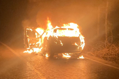 Bursa’da korku dolu anlar: Otomobil alev topuna döndü!