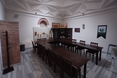 Bursa’da tartışma yaratan detay: Kültür merkezinde Atatürk resmi neden yok?