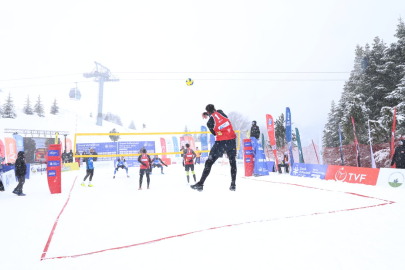 Osmangazi’de dev turnuva! 6 ülkeden 100 sporcu yarıştı