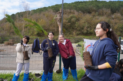 Orhangazi’de geleceğe nefes: Genç eller toprakla buluştu