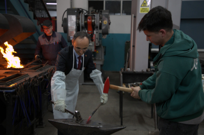 Bursa’da öğrenciler, Nevruz’u geleneksel etkinlikle kutladı