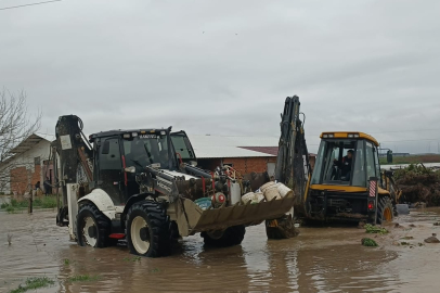 Karacabey’de sağanak alarmı: Ekipler kritik noktalarda teyakkuzda