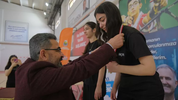 İnegöl’de bilek güreşi heyecanı zirvede!-Bursa Hayat-5