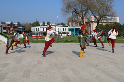BUÜ’de Nevruz kutlamaları! Mehter eşliğinde kortej ve üst düzey katılım
