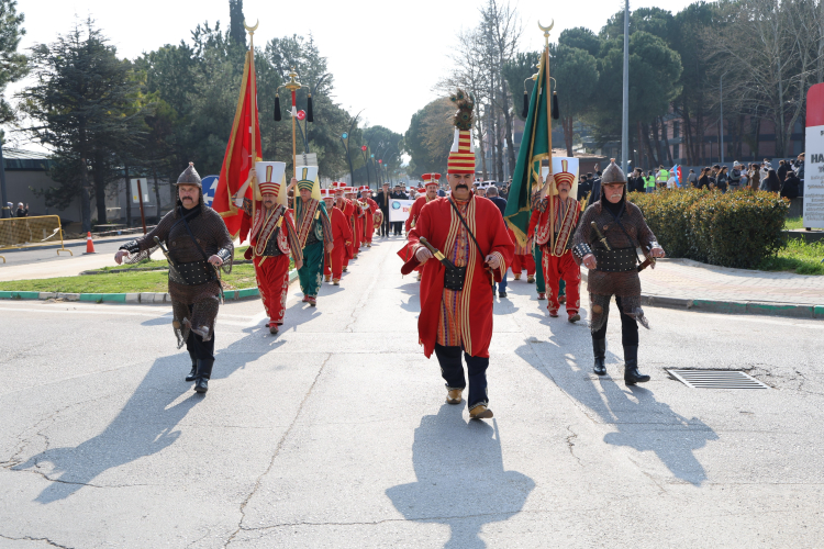 BUÜ’de Nevruz kutlamaları! Mehter eşliğinde kortej ve üst düzey katılım -Bursa Hayat-2
