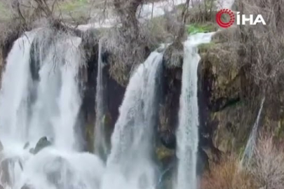 Doğa harikası Sızır Şelalesi baharla canlandı!