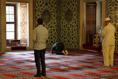 Yalova namaz saatleri 1 Nisan 2026 Çarşamba: Günün tüm vakitleri açıklandı