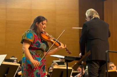 BBDSO sahnesinde Veriko Tchumburidze rüzgarı