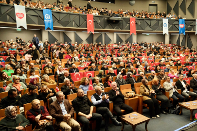 Bursa’da duygusal gece! Kahraman şehitler yad edildi