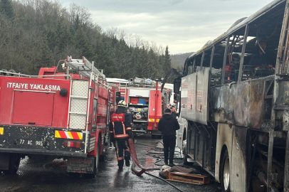 Bursa-Yalova yolunda otobüs motoru alev aldı: İtfaiye müdahale etti!