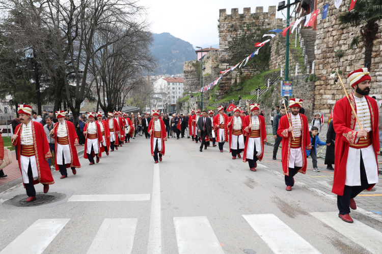 Bursa’nın fethinin 700. yılı coşkuyla kutlandı!-Bursa Hayat-5