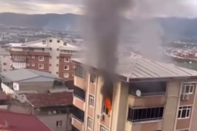 Bursa’da apartmanda panik: Yangın maddi hasara yol açtı!