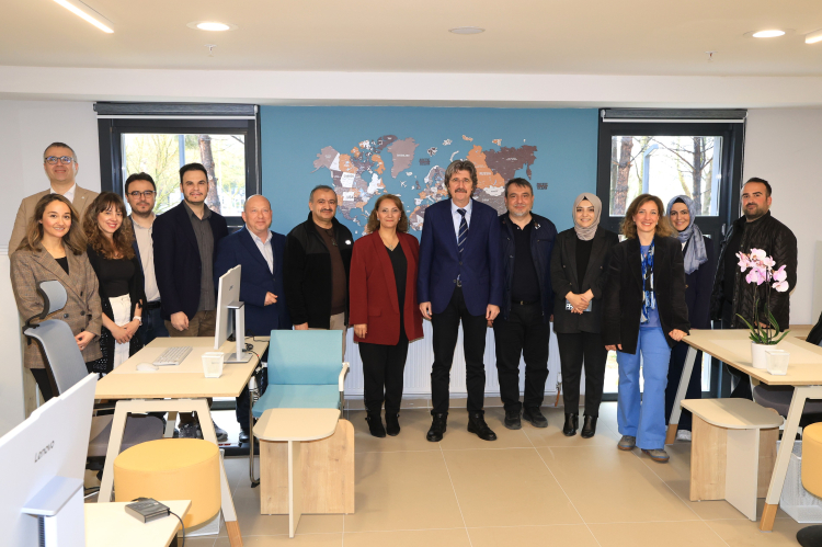 BUÜ araştırma ekosistemini güçlendirecek yeni ofislerini açtı-Bursa Hayat-3