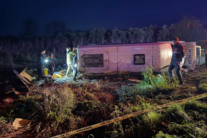 İznik’te sabah saatlerinde korkunç kaza: 1 ölü, 12 yaralı!