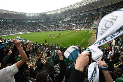 Kadınlar, çocuklar ve kardeş şehirler Bursaspor coşkusunu yaşadı