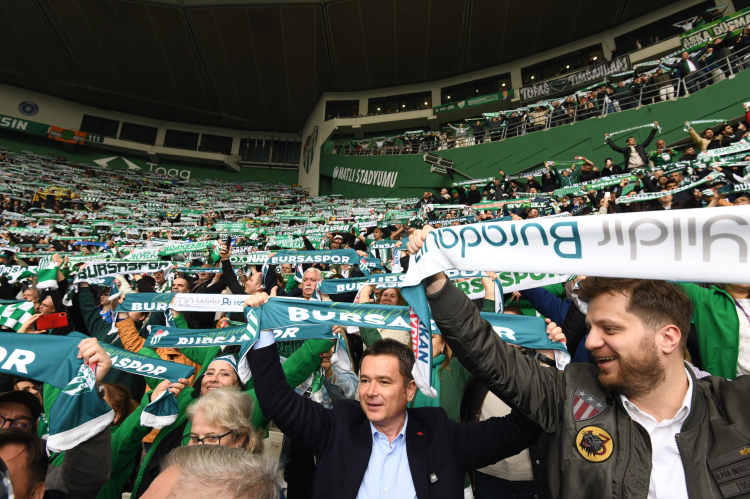 Kadınlar, çocuklar ve kardeş şehirler Bursaspor coşkusunu yaşadı - Bursa Hayat Gazetesi-3