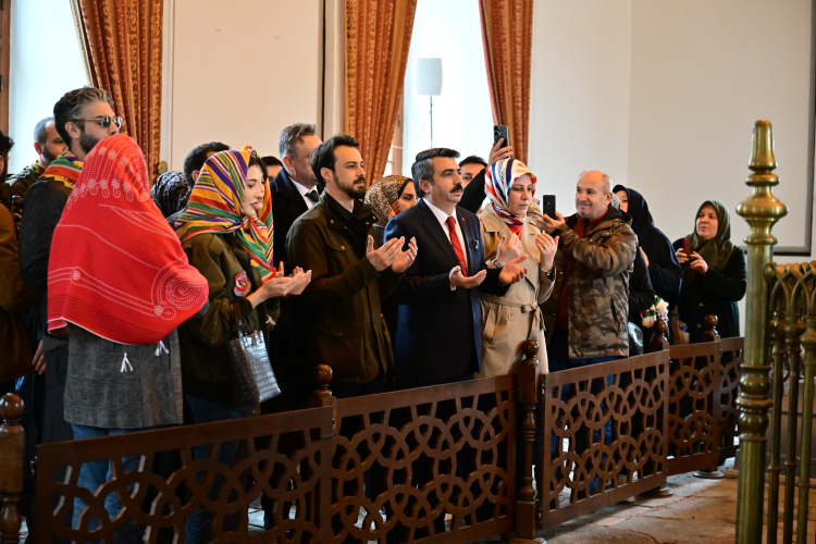 Kuruluş Orhan dizisi oyunları fetih törenlerinde Bursalılarla buluştu - Bursa Hayat Gazetesi-4