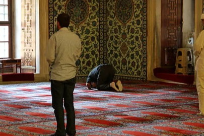 Kütahya namaz saatleri | 5 Nisan 2026 Pazar ibadet vakitleri belli oldu