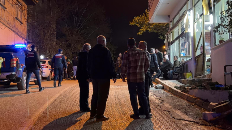 Bursa Orhangazi’de iki aile arasında gerilim kanlı bitti!-Bursa Hayat-2