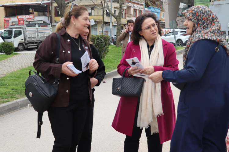 Anahtar Parti’den Bursa’da esnaf ve vatandaş ziyaretleri - Bursa Hayat Gazetesi-3