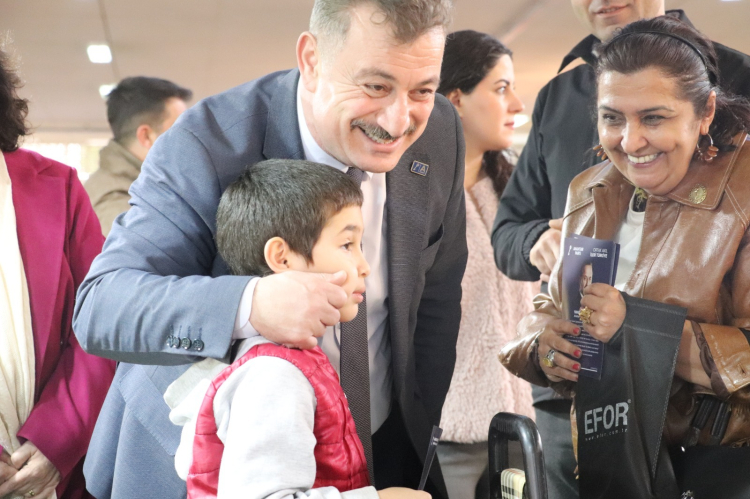 Anahtar Parti’den Bursa’da esnaf ve vatandaş ziyaretleri - Bursa Hayat Gazetesi-4