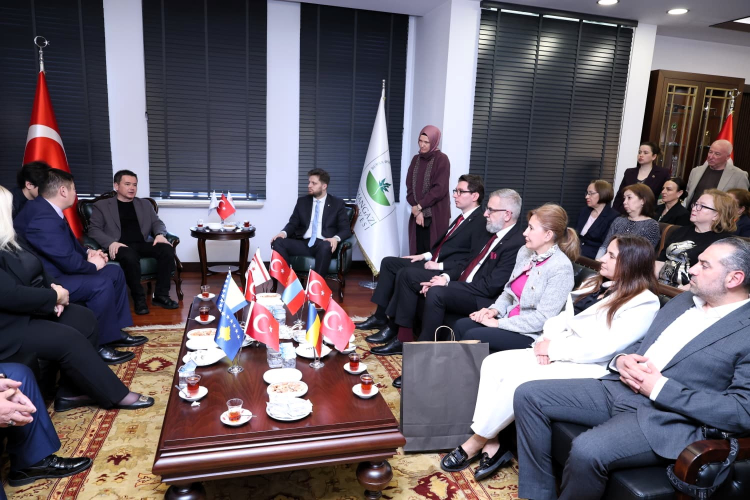 Bursa'nın fethinin 700'üncü yılında Osmangazi'de kardeş şehirler buluşması - Bursa Hayat Gazetesi-3