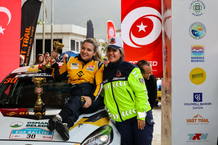 Marmaris’te çifte kupa: Kübra Denizci Keskin sezona güçlü başladı - Bursa Hayat Gazetesi-3