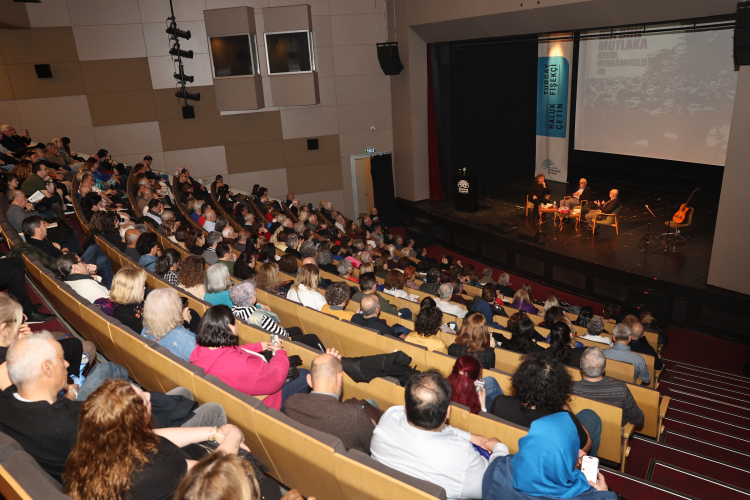 Nilüfer’de “Dizelerin İzinde” Ataol Behramoğlu şiirseverlerle buluştu - Bursa Hayat Gazetesi-2