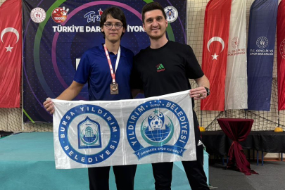 Yıldırımlı dartçılar Türkiye Şampiyonası’nda Bursa’yı gururlandırdı!