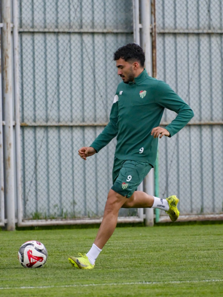 Bursaspor, Ankara Demirspor maçı hazırlıklarına start verdi!-Bursa Hayat-3