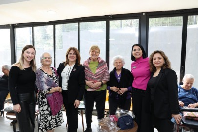 Nilüferli kadınlardan huzurevi sakinlerine anlamlı hediye