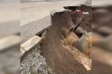 Aşırı yağışlar Akdağ Tabiat Parkı'na çıkan yolu çökertti