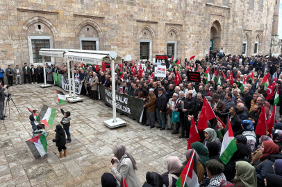 Bursa’da geniş katılımlı “Filistin’e Destek ve İsrail’e Tepki” eylemi