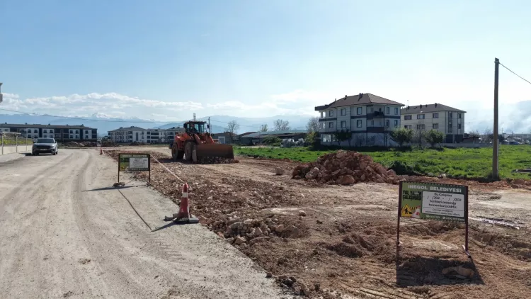 Bursa İnegöl'de üstyapı atağı: 11 sokakta çalışmalar sürüyor - Bursa Hayat Gazetesi-5
