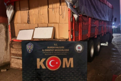 Bursa polisi kaçak tütün sevkiyatına darbe vurdu!