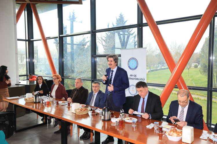 BUÜ’de başarılı akademisyenler rektörle kahvaltıda buluştu - Bursa Hayat Gazetesi-2