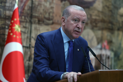 Erdoğan’dan kadın kollarına ve küresel siyasete değerlendirme!