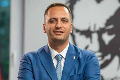 Gözaltına alınan Bornova Belediye Başkanı Eşki ve 3 kişi hakkında karar