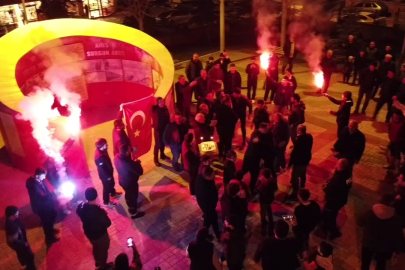 İhbara gittiler, meşalelerle karşılandılar: Bursa'da polisleri şaşırtan o anlar!