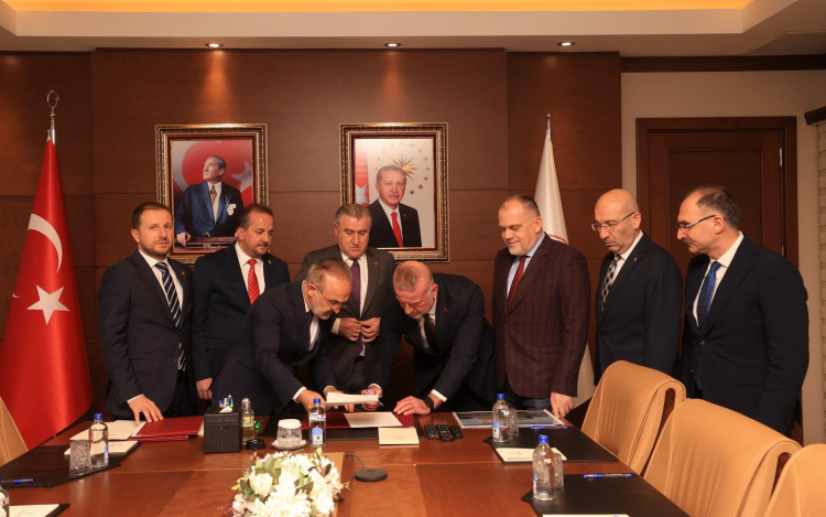 Karacabey’e modern spor tesisleri için ilk imzalar atıldı!-Bursa Hayat-2