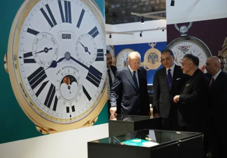 Erdoğan “Muhteşem Cep Saatleri Koleksiyonu” sergisini gezdi-Bursa Hayat-3