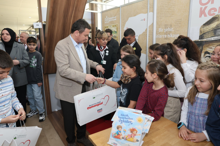 Osmangazi Belediyesi’nden Bursa Kitap Fuarı’na zengin etkinlik programı-Bursa Hayat-3