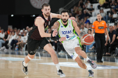 TOFAŞ Manisa’da yıkıldı: Kritik maçta son çeyrek kabusu