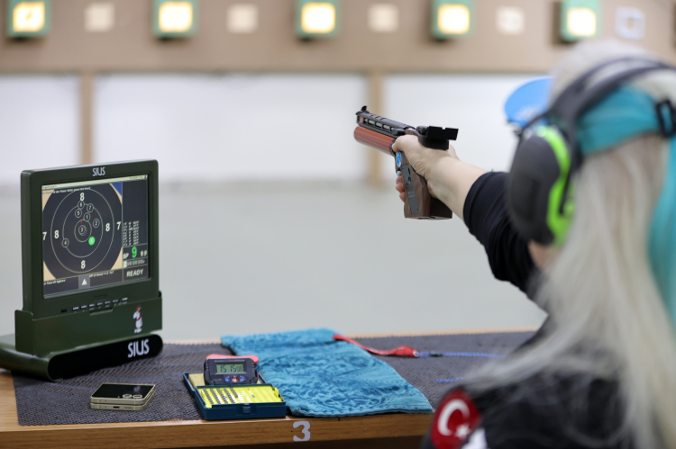 Bursa’dan yükselen hedef: Özgan dünya rekorunu geliştirmek istiyor!-Bursa Hayat-4