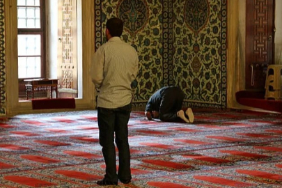 Bilecik ezan saatleri duyuruldu |14 Nisan 2026 Salı