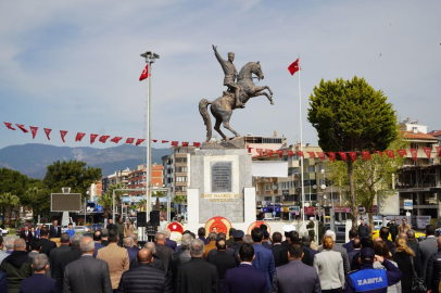 Edremit’te Atatürk coşkusu: 92 yıllık miras törenlerle anıldı